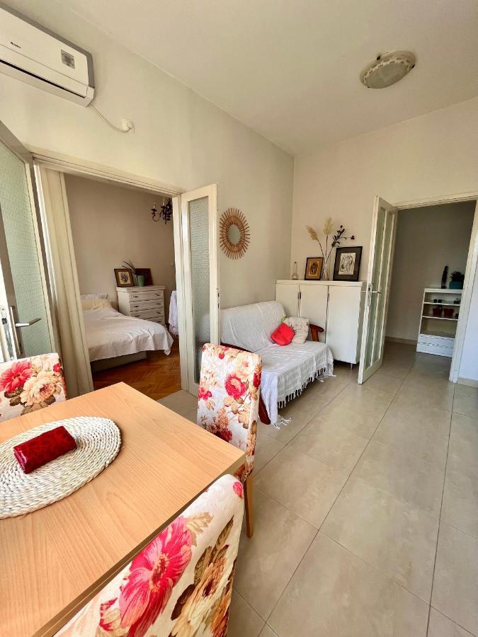 Mint Apartment Tivat Buitenkant foto