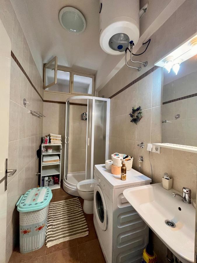 Mint Apartment Tivat Buitenkant foto