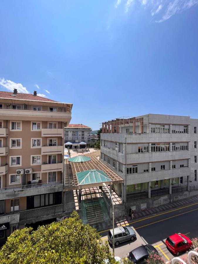 Mint Apartment Tivat Buitenkant foto